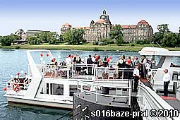 Freideck Elbeschiff der Elbeschifffahrt bei Dresden und Radebeul