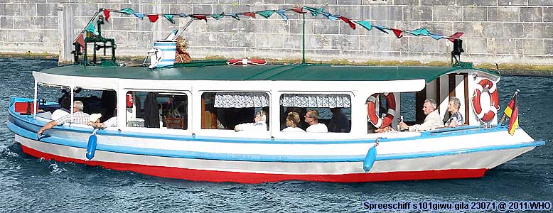 Spreeschiff s101giwu-gila, Berlin-Mitte Märkisches Ufer Spree Landwehrkanal