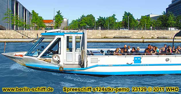 Einraum-Glasdachschiff s124stkr-pemo Spreefahrt in Berlin auf Spree und Landwehrkanal bis 78 Personen.
