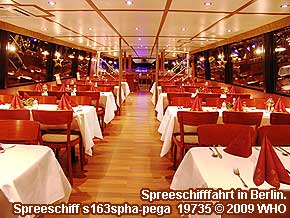 Spreeschifffahrt in Berlin. Salon vom Spreeschiff s163spha-pega.