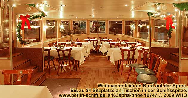 Berlin Mitte Schiffbauerdamm Schiff mieten Grillschiff Partyschiff Partyboot Grillboot Spree
