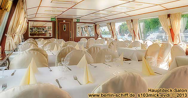 Berlin Schiff mieten Grillschiff Partyschiff Partyboot Grillboot Spree Friedrichshain