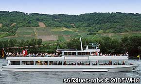 Rheinschiff s653luec-robs Rheinschifffahrt bei Rüdesheim, Bingen, Ingelheim-Freiweinheim, Eltville, Wiesbaden und Mainz.