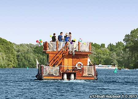 Berlin Oberbaumbrcke Schiff mieten Grillschiff Partyschiff Partyboot Grillboot Floss