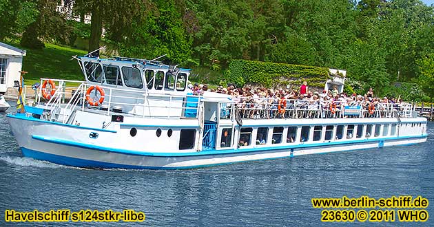 Havelschiff mieten in Berlin vom Wannsee starten zu Havelfahrten zwischen Spandau und Potsdam auf der Havel chartern 