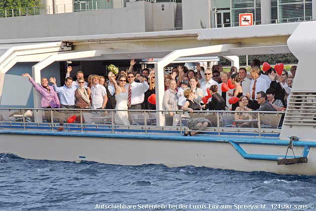 Motorjacht Spreeschiff s124stkr-sans Berlin Spree Schiff mieten