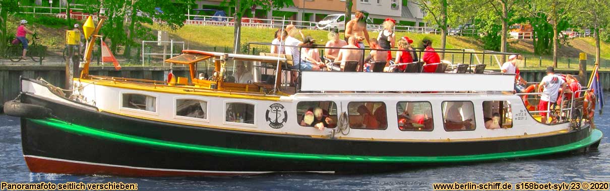 Berlin Mitte Charlottenburg Schiff mieten Grillschiff Partyschiff Partyboot Grillboot Spree Barkasse auch im Winter