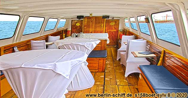 Berlin Mitte Charlottenburg Schiff mieten Grillschiff Partyschiff Partyboot Grillboot Spree Barkasse auch im Winter