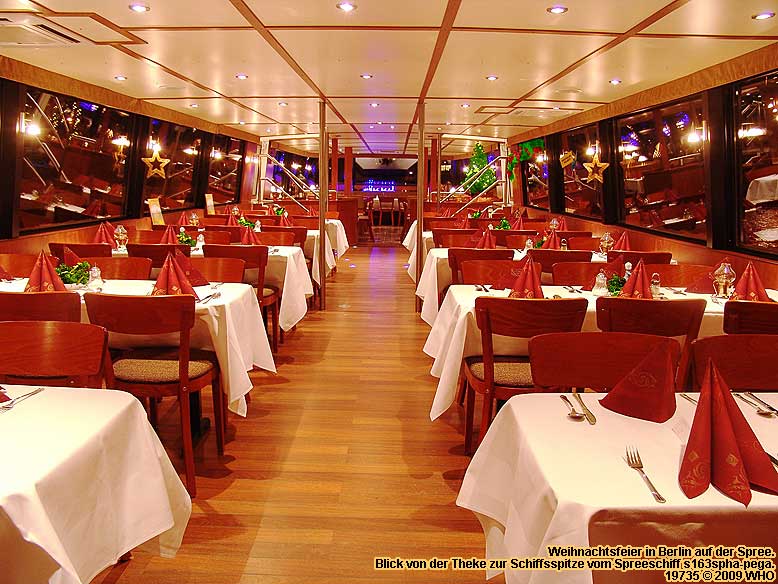 Weihnachtsfeier Berlin Mitte Schiffbauerdamm Schiff mieten Grillschiff Partyschiff Partyboot Grillboot Spree